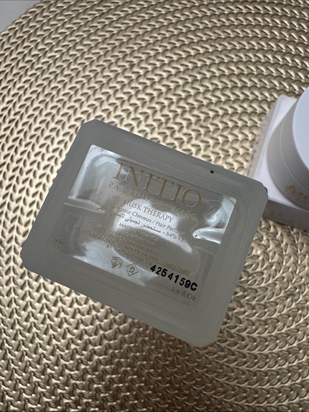 Initio Musk Therapy White Fragrance & Body Cream Set - Picture 3 of 7